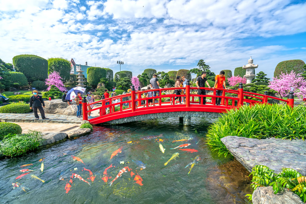 Kinh nghiệm cách tham quan Hồ cá Koi RinRin Park Hόc Môn, Công viên Đá Nhật Bản | SGL - SaiGon Landscape