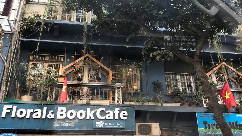 Hoa 10 Giờ – Floral & Book Cafe